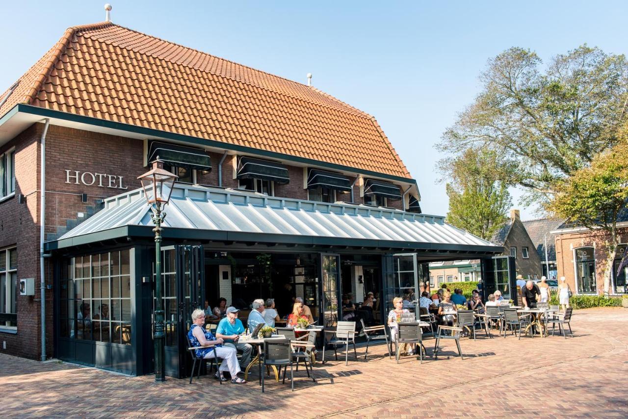 Hotel Restaurant De Jong Nes  Exteriör bild